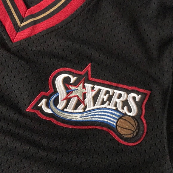 Mitchell & Ness 76ers Allen Iverson Shirt/Jersey - Picture 2 of 5
